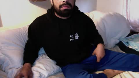 Snapshot of josephs1990 chatting on 12-15-24, 03:31 josephs1990 online show from 12-15-24, 03:31