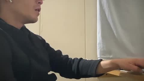 Nicolas online show from 02-06-26, 02:05