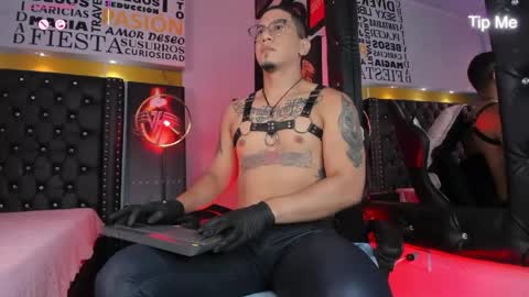 Snapshot of joshmiller___ chatting on 05-26-26, 06:48 joshmiller___ online show from 05-26-26, 06:48