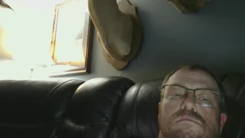 Snapshot of joshua122933 chatting on 02-27-26, 08:58 Josh online show from 02-27-26, 08:58