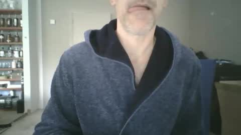 joshua154197 online show from 03-31-26, 10:48