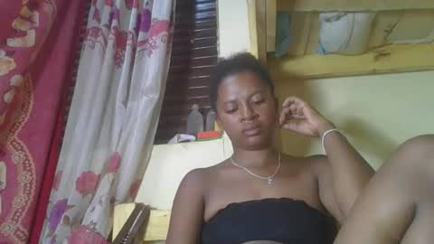 josiane online show from 10-26-25, 03:40