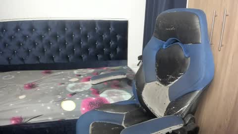 josy online show from 04-08-26, 01:38