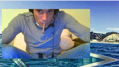 Snapshot of jovenduro84 chatting on 10-08-25, 03:04 jovenduro84 online show from 10-08-25, 03:04