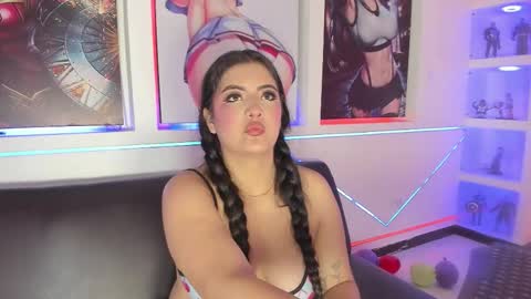 Snapshot of joycepierce chatting on 02-21-26, 09:43 joycepierce online show from 02-21-26, 09:43