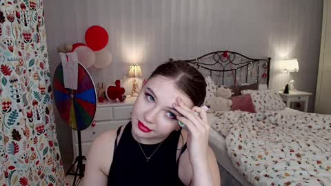 Snapshot of joyofsoul chatting on 12-28-24, 07:43 Ginny online show from 12-28-24, 07:43