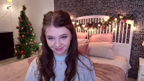 Snapshot of joyofsoul chatting on 12-30-24, 04:09 Ginny online show from 12-30-24, 04:09