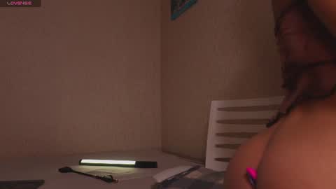 Danae online show from 06-25-26, 05:50
