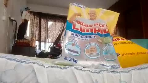 Snapshot of jperezoficcial chatting on 11-20-25, 11:15 J Prez Official online show from 11-20-25, 11:15