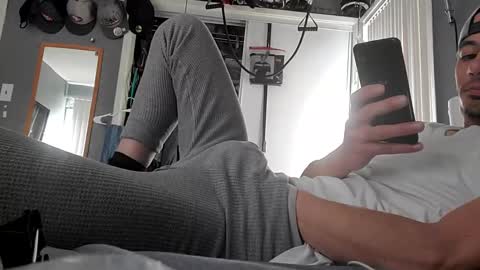 dLowfrk online show from 01-10-25, 07:43