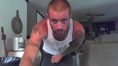 Snapshot of jrizzle1111 chatting on 06-18-26, 05:06 jrizzle1111 online show from 06-18-26, 05:06