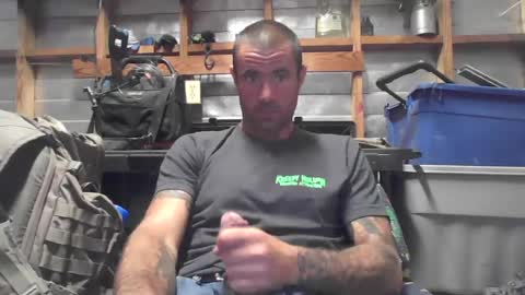 Snapshot of jrizzle1111 chatting on 06-25-26, 07:35 jrizzle1111 online show from 06-25-26, 07:35