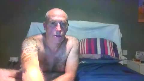 Snapshot of jrkfurnitureinstallations chatting on 03-31-26, 08:31 Naughty Couple online show from 03-31-26, 08:31