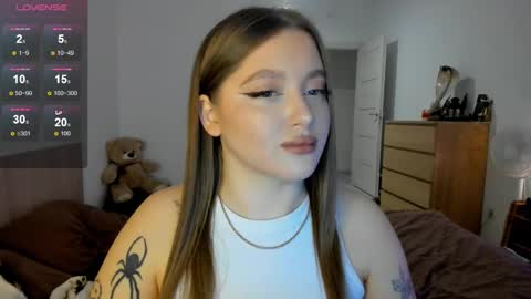 Snapshot of ju_lii chatting on 02-24-25, 03:20 Julia and Julia online show from 02-24-25, 03:20