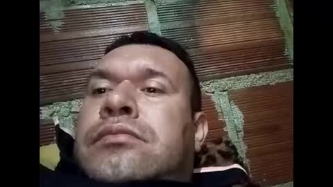 Snapshot of juan370490 chatting on 12-25-24, 06:52 juan370490 online show from 12-25-24, 06:52