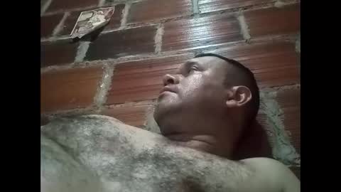 Snapshot of juan370490 chatting on 03-06-25, 07:32 juan370490 online show from 03-06-25, 07:32