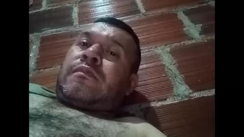 Snapshot of juan370490 chatting on 03-09-25, 03:54 juan370490 online show from 03-09-25, 03:54