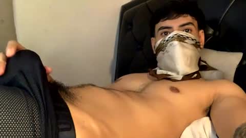 Snapshot of juan_bunny chatting on 07-28-26, 04:16 lJuanl online show from 07-28-26, 04:16