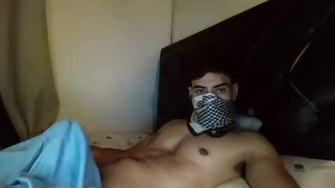 Snapshot of juan_bunny chatting on 07-30-26, 04:11 lJuanl online show from 07-30-26, 04:11