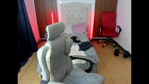 Snapshot of juan_mhata chatting on 03-03-26, 01:01 Juan Mhata online show from 03-03-26, 01:01