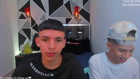 Snapshot of juan_nd_steven chatting on 04-24-26, 01:41 JuanSteven online show from 04-24-26, 01:41