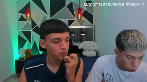 Snapshot of juan_nd_steven chatting on 05-23-26, 02:50 JuanSteven online show from 05-23-26, 02:50