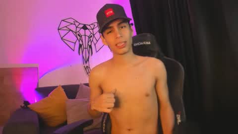 Snapshot of juan_posada1 chatting on 02-03-26, 03:50 Juan Posada online show from 02-03-26, 03:50