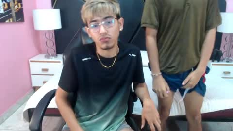 Snapshot of juan_saul1 chatting on 04-17-26, 10:40 juan_saul1 online show from 04-17-26, 10:40