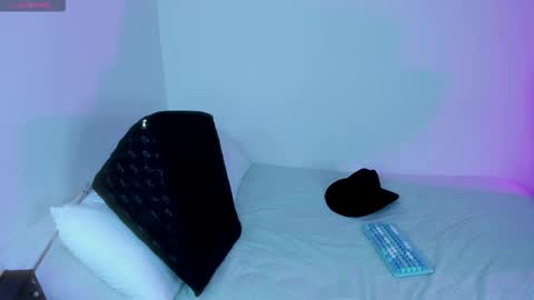 Juana Gate online show from 02-21-26, 02:34