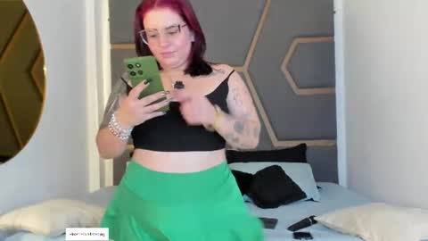 Snapshot of juana_valkiria chatting on 06-19-26, 03:44 Juana Valkiria online show from 06-19-26, 03:44