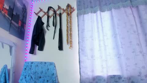 Juan Esteban online show from 02-07-25, 07:38