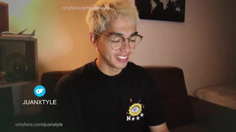 Snapshot of juancamroom chatting on 02-02-26, 04:06 . online show from 02-02-26, 04:06