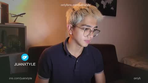 Snapshot of juancamroom chatting on 02-10-26, 07:07 . online show from 02-10-26, 07:07