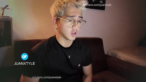 Snapshot of juancamroom chatting on 02-24-26, 12:41 . online show from 02-24-26, 12:41