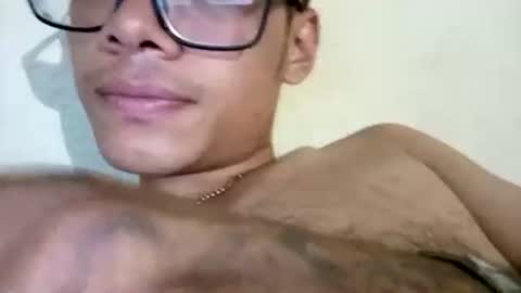 juancito252074 online show from 11-19-25, 03:39