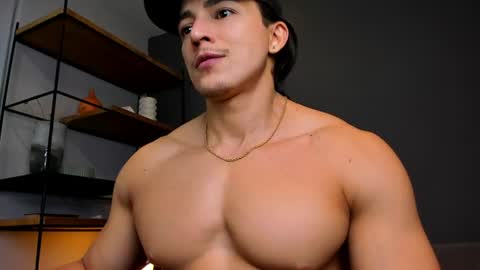 JUANDRES online show from 06-17-26, 02:14