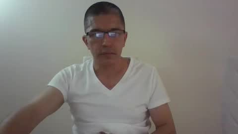 Snapshot of juanearth1 chatting on 01-09-26, 12:02 juanearth1 online show from 01-09-26, 12:02