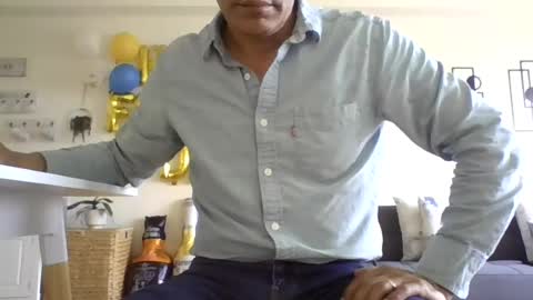 Snapshot of juanearth1 chatting on 06-22-26, 09:45 juanearth1 online show from 06-22-26, 09:45