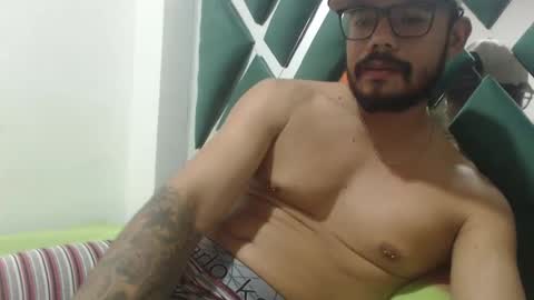 Snapshot of juanfe_style chatting on 09-09-25, 06:24 juanfe_style online show from 09-09-25, 06:24