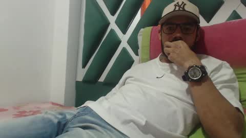 Snapshot of juanfe_style chatting on 09-13-25, 04:12 juanfe_style online show from 09-13-25, 04:12