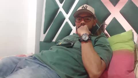 Snapshot of juanfe_style chatting on 09-20-25, 08:32 juanfe_style online show from 09-20-25, 08:32