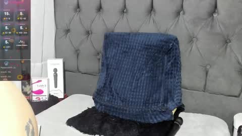 Snapshot of juanita_69_ chatting on 01-17-25, 04:06 juanita online show from 01-17-25, 04:06