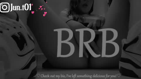 Snapshot of juanita_thorne chatting on 04-03-26, 11:58 online show from 04-03-26, 11:58