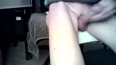 frenchchouchou online show from 11-18-25, 08:35