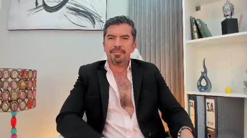 Snapshot of juank_fit45 chatting on 06-14-26, 02:24 Juan k online show from 06-14-26, 02:24