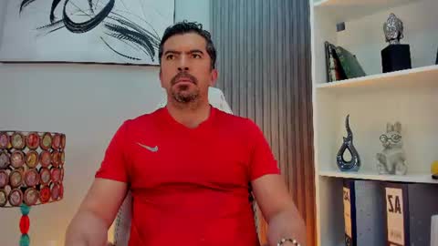 Snapshot of juank_fit45 chatting on 06-15-26, 03:53 Juan k online show from 06-15-26, 03:53
