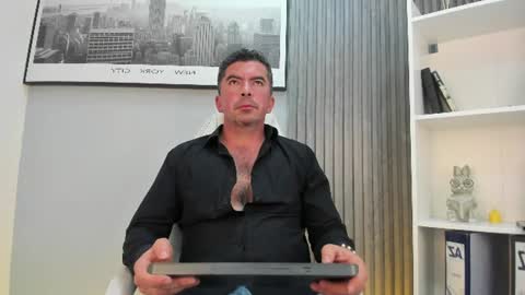 Snapshot of juank_fit45 chatting on 07-12-26, 04:25 Juan k online show from 07-12-26, 04:25