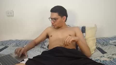 Snapshot of juansuarez204 chatting on 05-24-26, 09:09 juansuarez204 online show from 05-24-26, 09:09