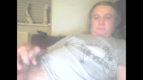 Snapshot of juggyoouk chatting on 12-15-24, 01:24 juggy online show from 12-15-24, 01:24