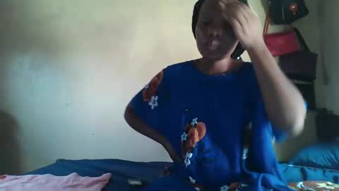 juice_petite3 online show from 02-05-25, 09:15